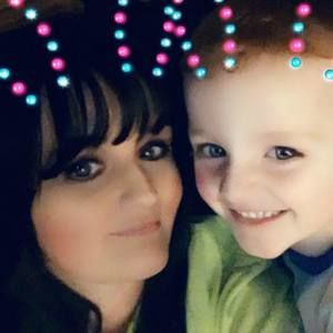 Meet your Posher, Stephanie